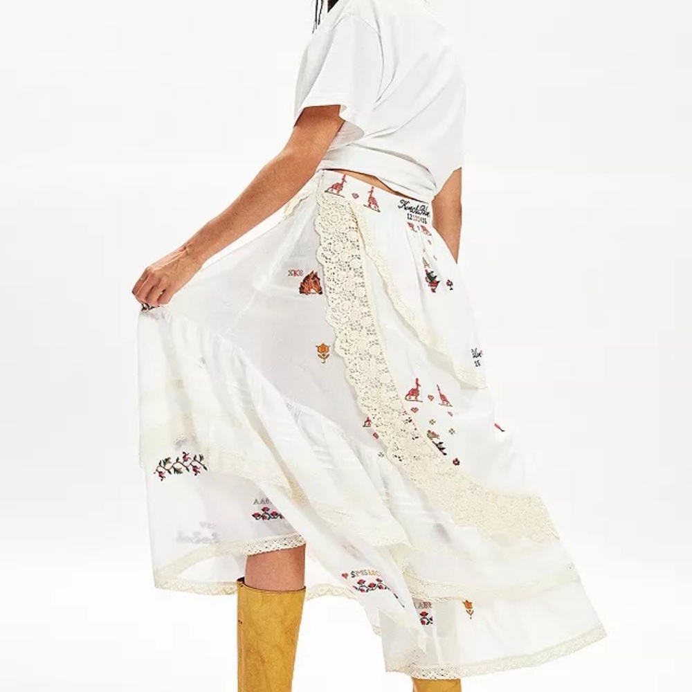 Kimchi Blue Embroidered Skirt